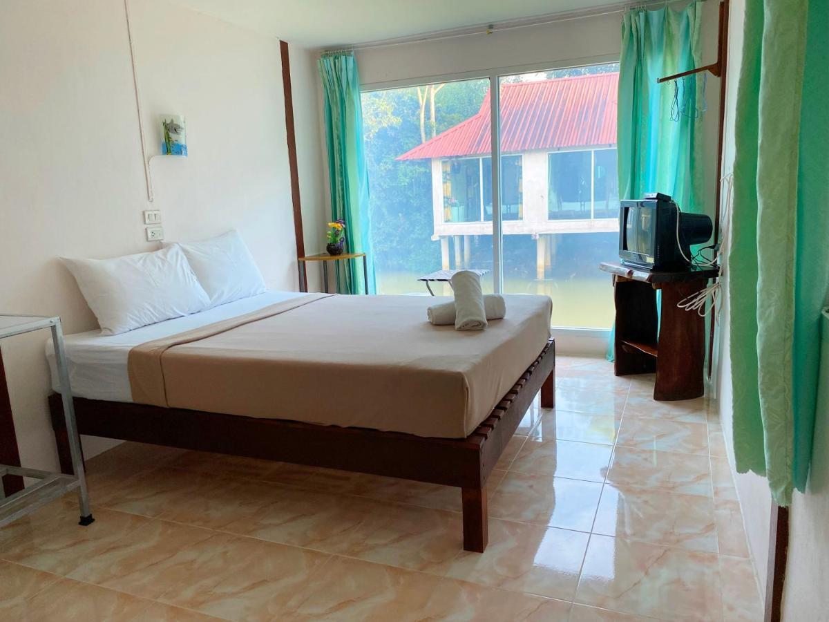 Banpak Suankaew Talaynoi Hotel Phatthalung Exterior photo